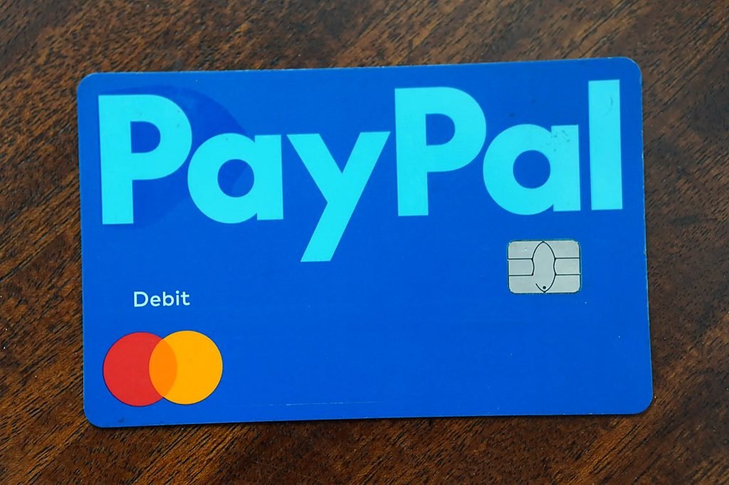 PayPal Debit Card that gives 5% cash back on gas